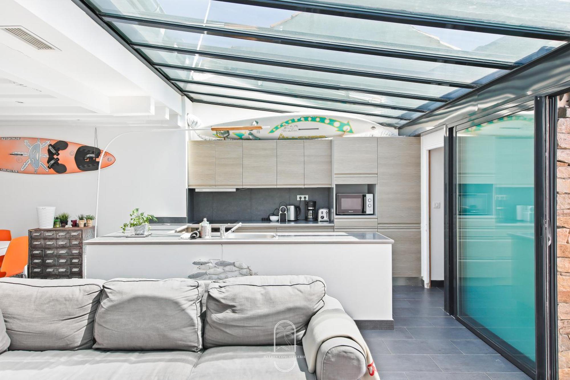 Maison Sur L'Eau-Hyeres-Almanarre-Parkings Clim Wifi By Hc 외부 사진